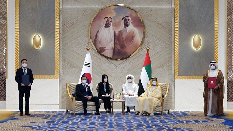 '천궁Ⅱ'UAE에 4조원 수출…'文·아부다비 왕세제 회담' 불발