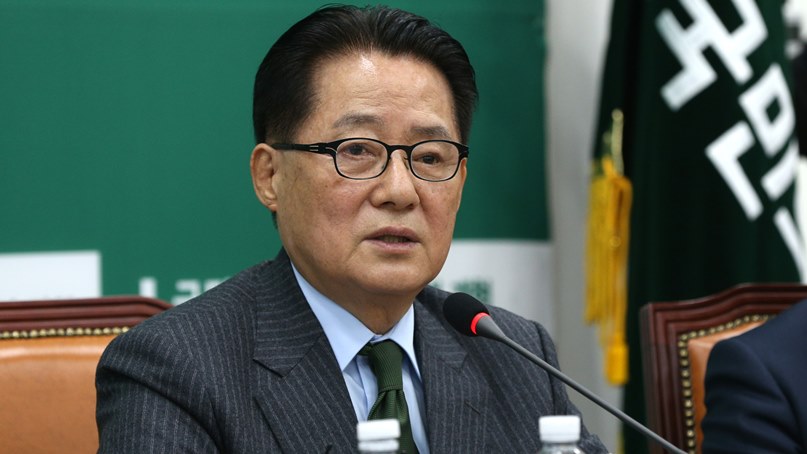 박지원 '민주당 보니 文대통령 레임덕 시작'