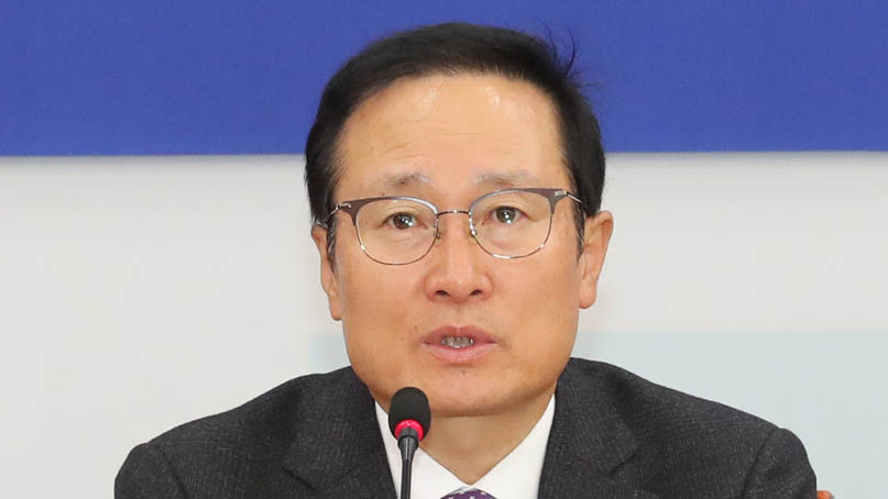 홍영표 '野, 남북협력기금·일자리 예산 발목잡기 그만해야'
