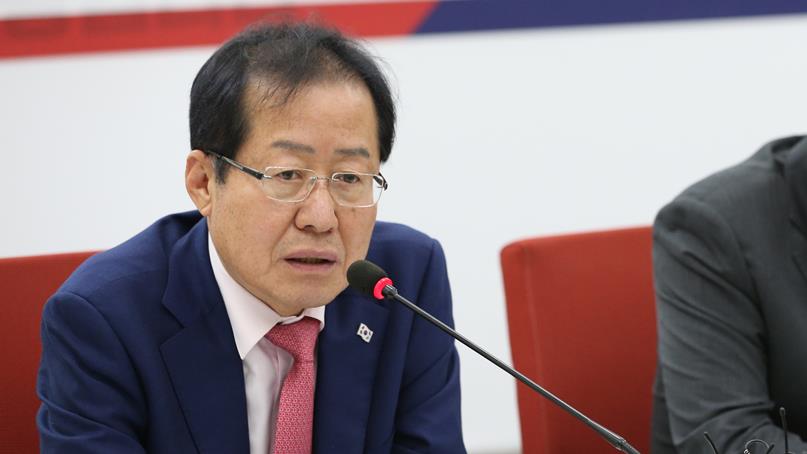 한국당 '홍준표 당권출마 시 제명은 사실무근'