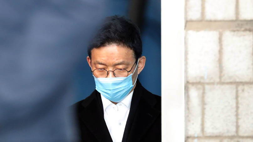 '서지현 인사보복 혐의' 안태근 1심 징역 2년…법정구속