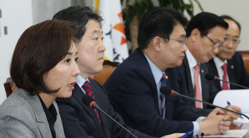 한국당 '北석탄 밀반입 의혹 선박 1척 추가 확인'