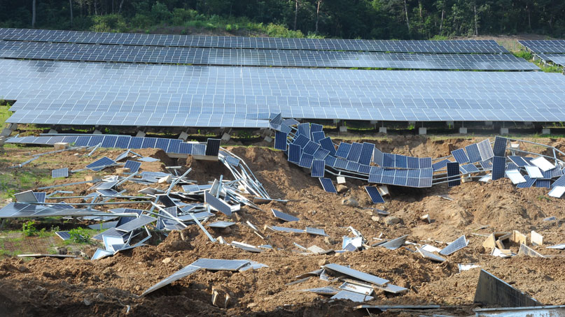 [취재후 Talk] '애물단지' 태양광 폐패널…재활용 어렵자 아프리카에 기부?