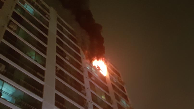 전주 아파트 화재…새벽잠 깬 주민 134명 대피