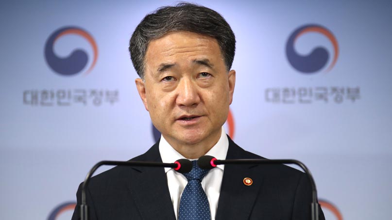 전공의 파업 D-1…박능후 '의대정원 확충, 국민·국가 위해 불가피'