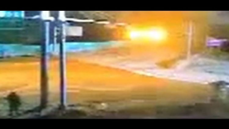 [취재후 Talk] 귀순자 CCTV '풀버전' 보니…北 남성이 20초간 바라본 표지판은 '검문소'