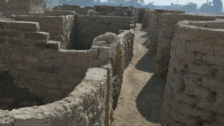 모래에 묻혀있던 3400년 전 이집트 '잃어버린 도시' 찾았다
