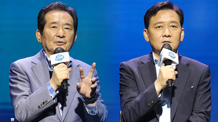 정세균 전 국무총리(왼쪽)과 이광재 더불어민주당 의원 / 연합뉴스