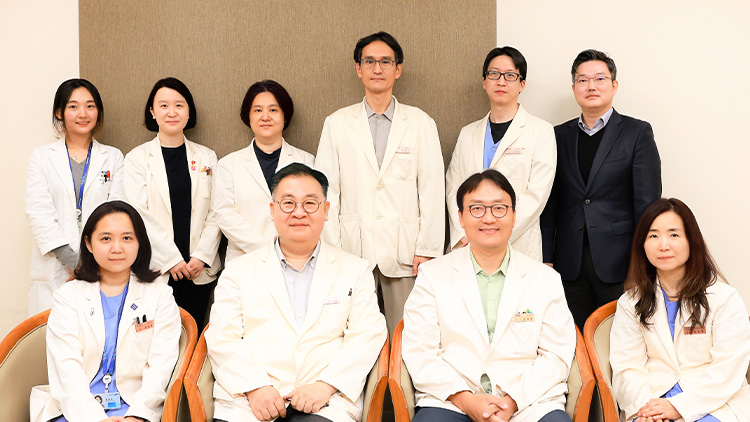 국내 첫 자궁이식 수술 성공…