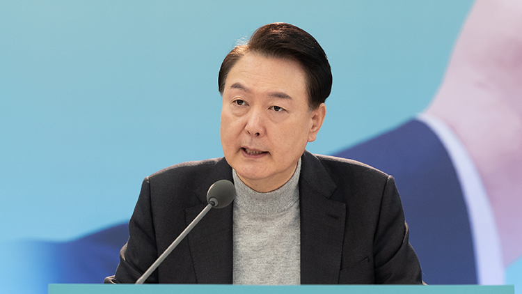尹, 설 앞두고 방송서 '신년 대담'…'김건희 여사 논란' 재발방지 약속할 듯