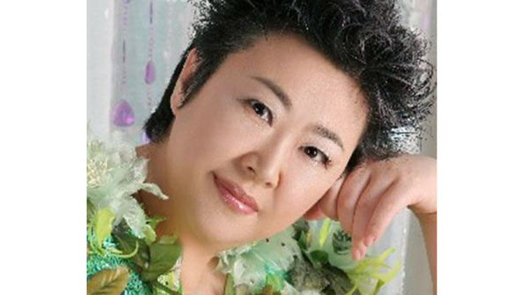 가수 방실이, 뇌경색 투병 끝 별세…향년 61세