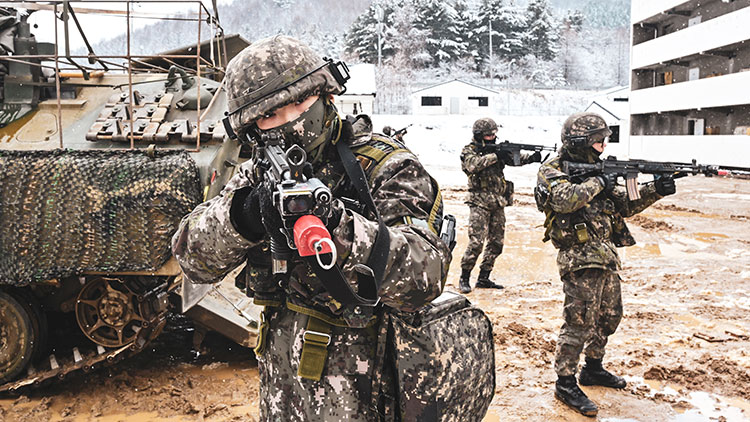 김 병장이 전역도 미룬 이유는?…韓육군·美해병대 첫 KCTC 훈련