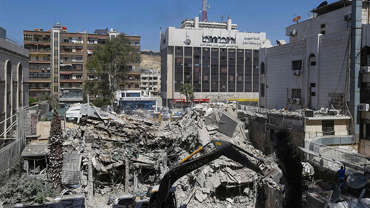 '이스라엘, 이란 영사관 폭격'…'대가 치를 것' 확전 우려 최고조