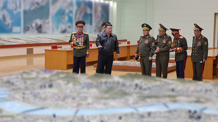 총선 당일 김정은, 한강 그려진 서울 지도 보며 '전쟁준비'
