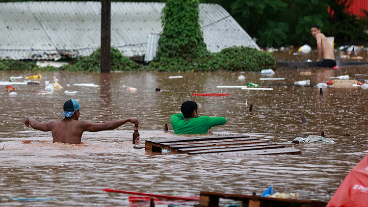 브라질 남부의 기록적 폭우…'89명 사망·실종'