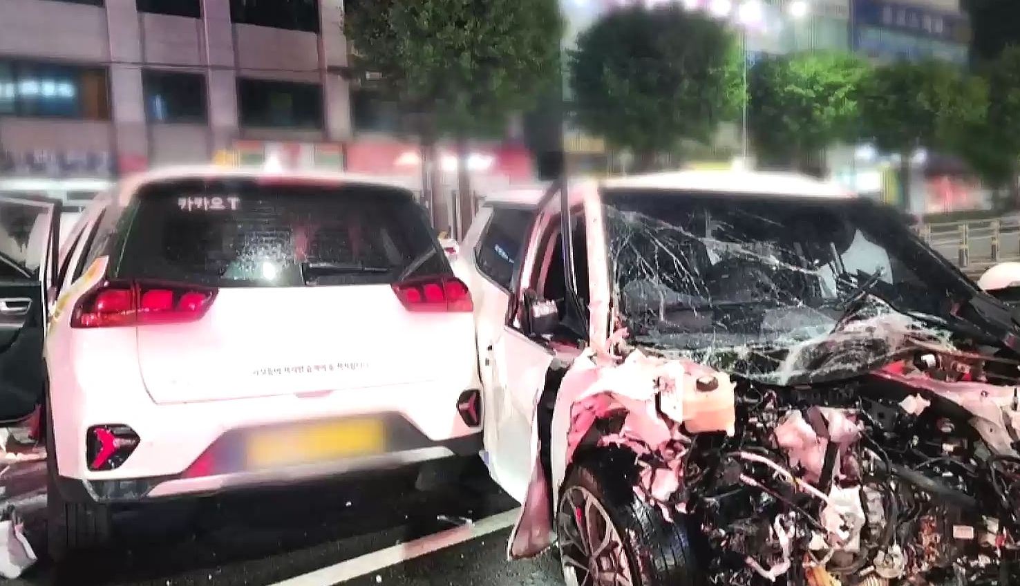 인천 부평서 역주행 차량이 택시 충돌…승객 1명 사망·2명 부상