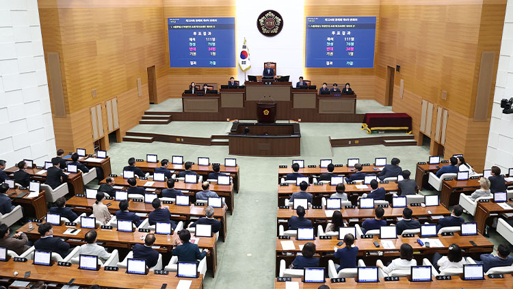 서울시 학생인권조례 결국 폐지…교육감 재의요구 수용 안 돼