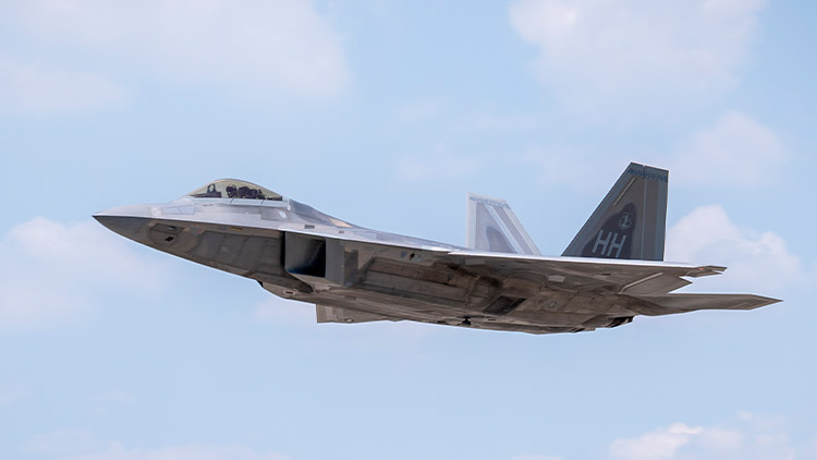 F-22 한 달 만에 한반도 출격…'공격원점 타격' 연합훈련