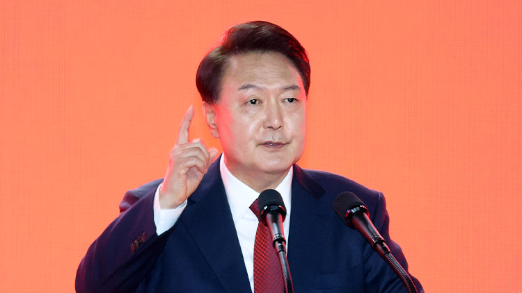 윤석열 대통령이 23일 오후 경기도 고양시 킨텍스에서 열린 국민의힘 제4차 전당대회에서 축사를 하고 있다. /대통령실통신사진기자단