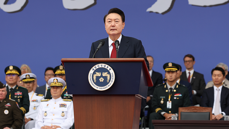 尹 '北, 핵무기 사용하면 그 날 정권 종말'…국군의날 경축사