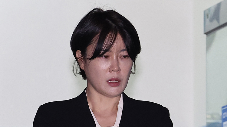 경찰, 문다혜 음주운전 사고 '택시기사 치료기록' 확보…한의원 압수수색