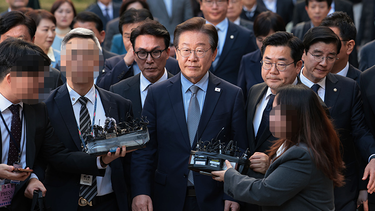 민주, '李 징역형'에 '터무니없는 정치 탄압'