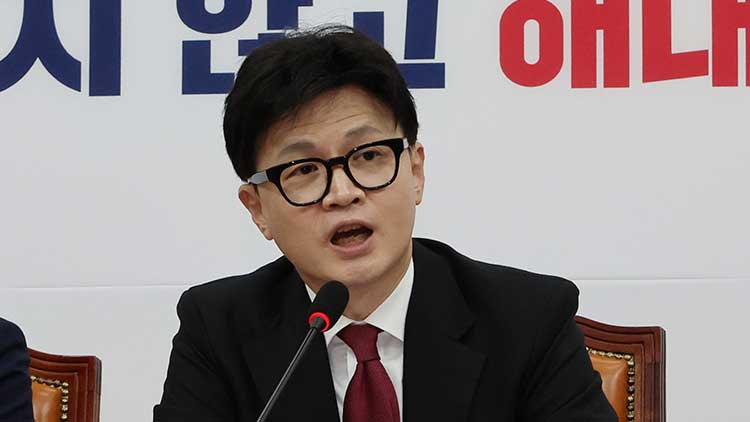 한동훈, 당원게시판 논란에 '불필요한 자중지란…위법있다면 수사로 드러날 것'