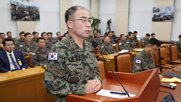 곽종근 육군 특수전사령관이 10일 오후 국회 국방위원회 전체회의에 출석해 발언하고 있다. /연합뉴스