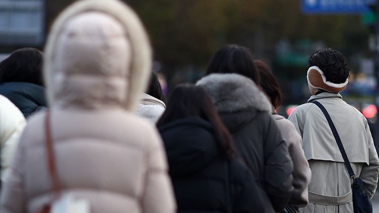 전국 곳곳 눈·비…주말 체감 영하 10도 '강추위'