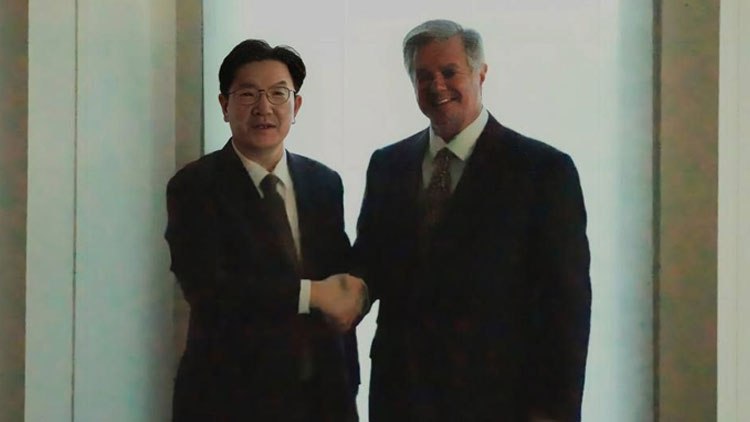 폴 매너포트 전 도널드 트럼프 미국 대통령 대선 캠프 선거 대책 본부장과 권성동 국민의힘 원내대표의 면담 모습 /TV조선