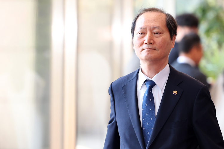 헌법재판관 후임으로 지명된 이완규 법제처장 /연합뉴스