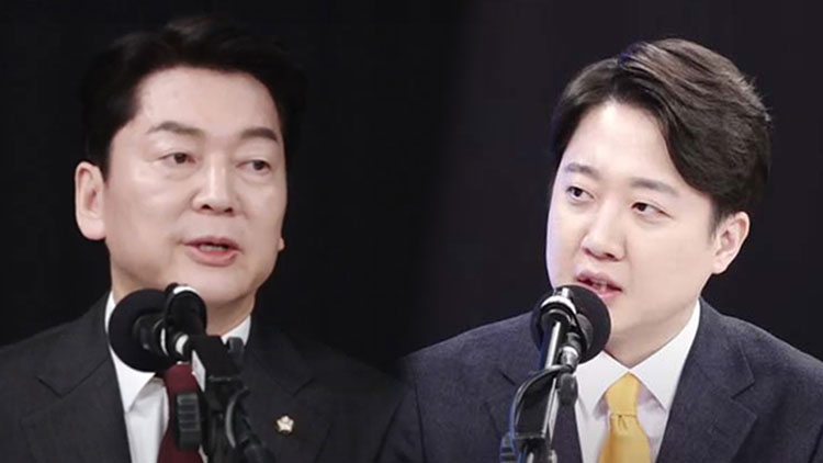 국민의힘 안철수 대선 경선 후보와 개혁신당 이준석 대선 후보 /TV조선 유튜브 '강펀치' 캡처