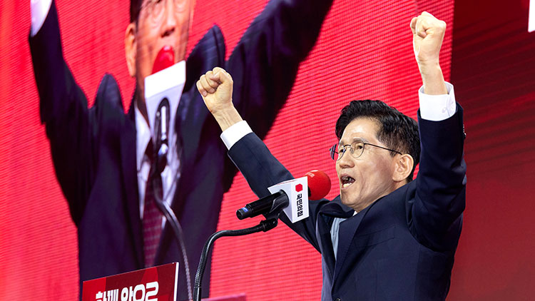 국민의힘 대선 후보로 선출된 김문수 후보가 3일 경기 고양시 킨텍스에서 열린 국민의힘 전당대회에서 수락 연설을 하고 있다. /연합뉴스