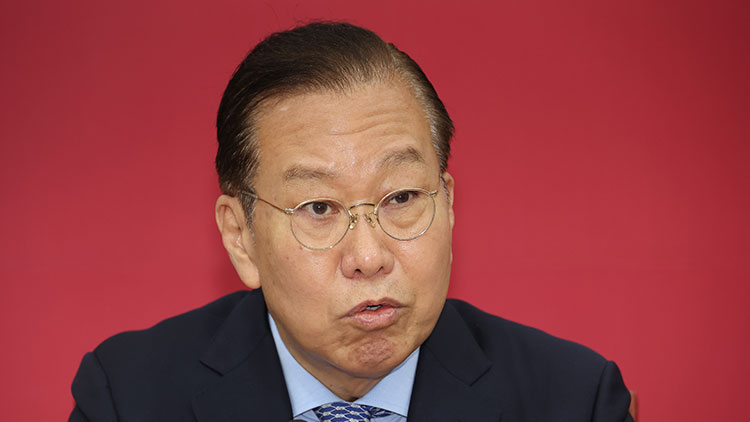 국민의힘 권영세 비상대책위원장이 8일 국회에서 열린 비상대책위원회의에서 발언하고 있다. /연합뉴스