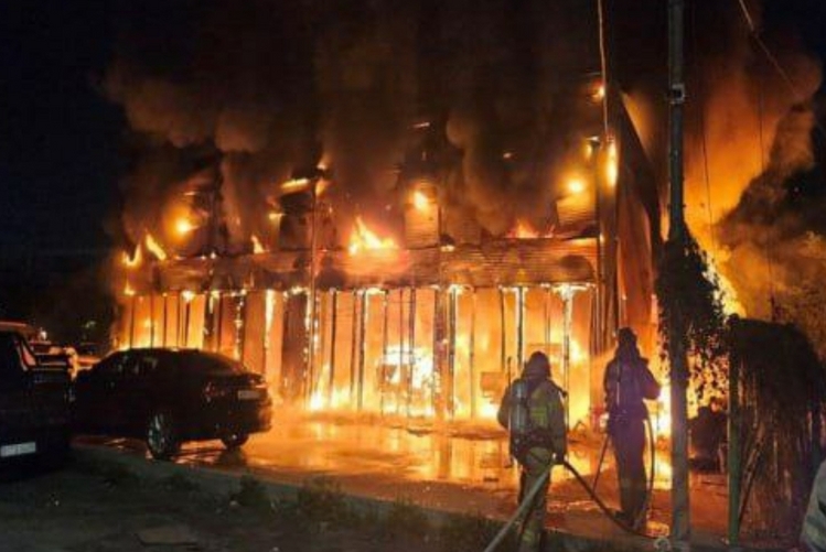 수원 세차장 건물 화재 (경기소방 제공)