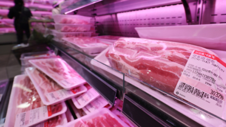 대형마트에 진열된 돼지고기. /연합뉴스