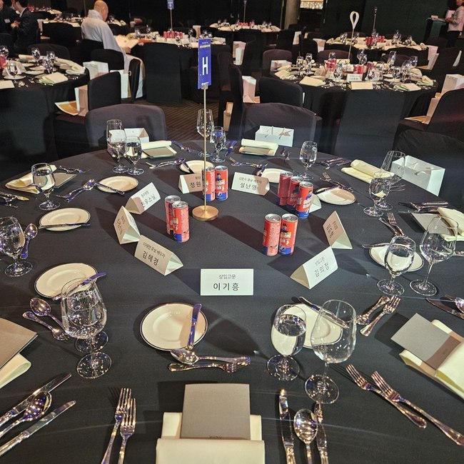 조계종 중앙신도회 창립 70주년 기념식 행사 개최 직전 변경된 좌석 배치 모습 / 사진: 최원국 기자