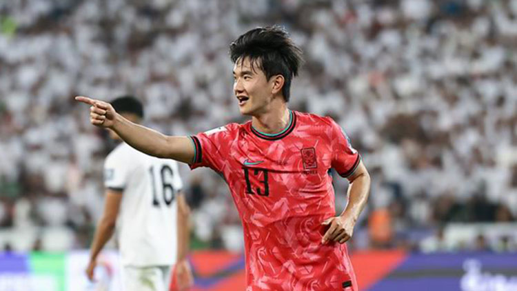 이라크 바스라국제경기장에서 열린 2026 FIFA 북중미 월드컵 3차예선 한국 대 이라크의 경기. 한국 김진규가 골을 넣고 기뻐하고 있다. /연합뉴스 