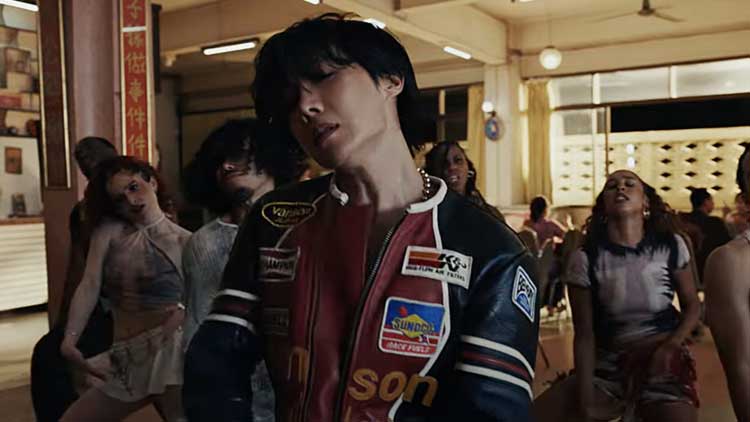 /'킬린 잇 걸' 뮤직비디오 캡처