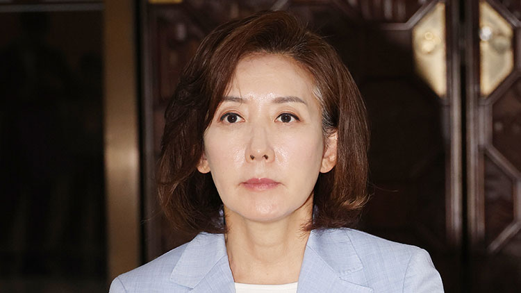 숙박 농성을 진행한 국민의힘 나경원 의원 /연합뉴스