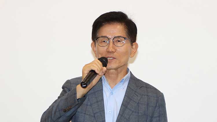 김문수 전 고용노동부 장관 /연합뉴스