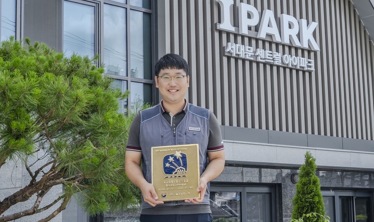 HDC현대산업개발의 서대문 센트럴 아이파크가 홈네트워크건물인증 AAA등급을 획득했다. (제공 : HDC현대산업개발)