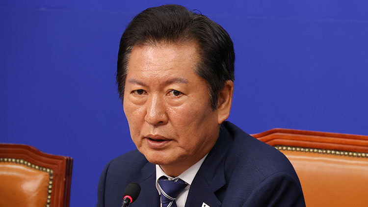 더불어민주당 정청래 대표가 13일 서울 여의도 국회에서 열린 최고위원회에서 발언하고 있다. /연합뉴스