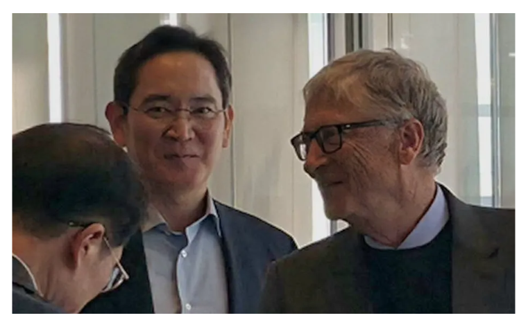 이재용 삼성전자 회장이 22일 삼성전자 서초사옥에서 빌 게이츠 게이츠재단 이사장과 오찬 회동을 했다. (출처:삼성전자)