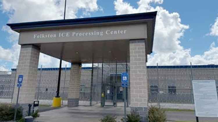 6일(현지시간) 미국 당국의 이민단속으로 체포된 현대차-LG엔솔 배터리공장 건설 현장 직원들이 수감돼 있는 있는 조지아주 포크스턴의 이민세관단속국(ICE) 구금시설. /연합뉴스