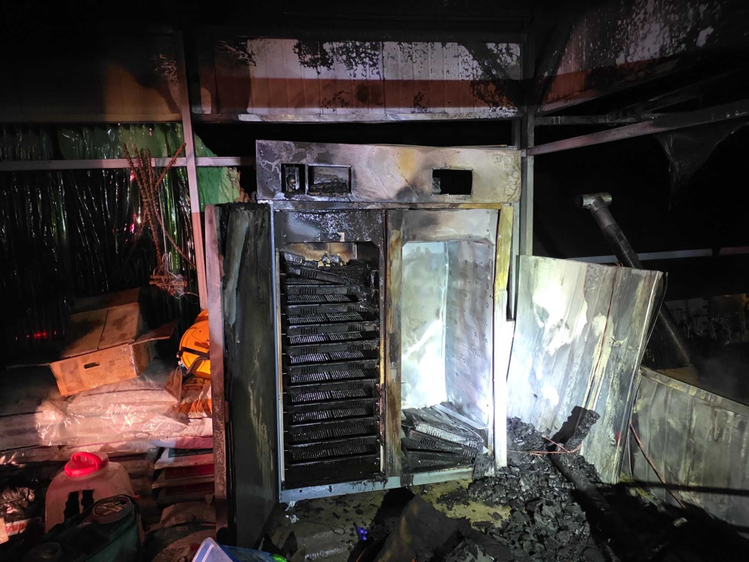 창고 안이 검게 그을린 모습 / 제공: 강원특별자치도 소방본부