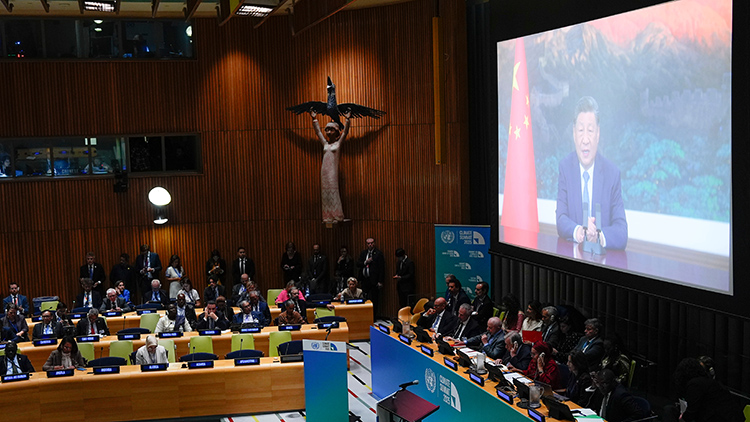 시진핑 중국 국가주석이 2025년 9월 24일 수요일 유엔 본부에서 가상 기후 정상회담에서 연설하고 있다. /AP=연합뉴스  