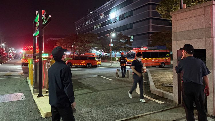 대전 국가정보자원관리원 화재 진화 모습 /연합뉴스