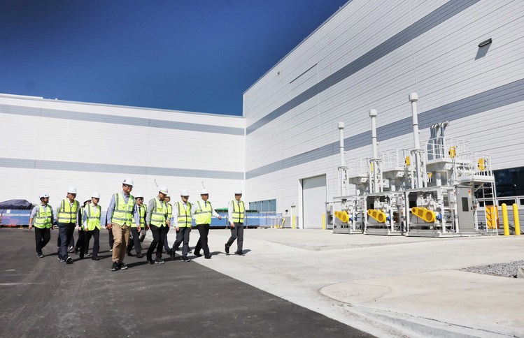 김정관 산업통상부 장관은 2025. 10. 18.(토,현지시간)  미국 조지아주 서배나에 위치한 LG에너지솔루션 배터리 공장 건설 현장을 방문해 미국 현지에서 기업 현장애로를 청취한 후 공장 건설 진행 상황을 점검하고 현장 관계자들을 격려했다.