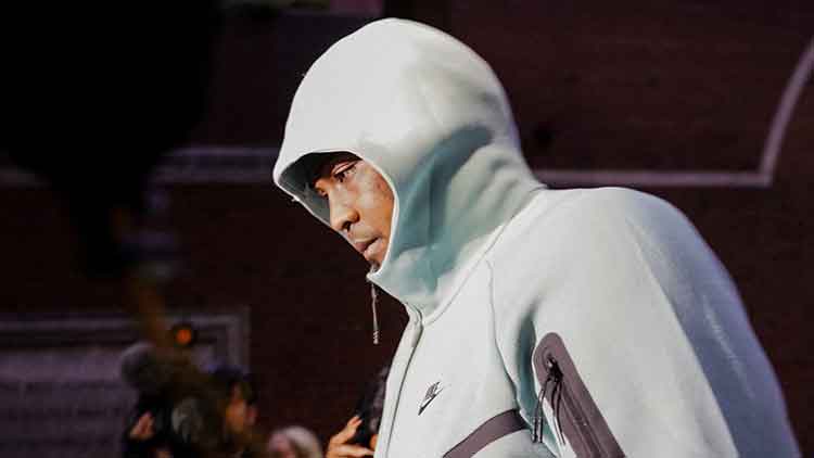 클리블랜드 가디언스의 투수 루이스 오티스가 미국 보스턴 연방 법원을 나서고 있는 모습 /REUTERS=연합뉴스
